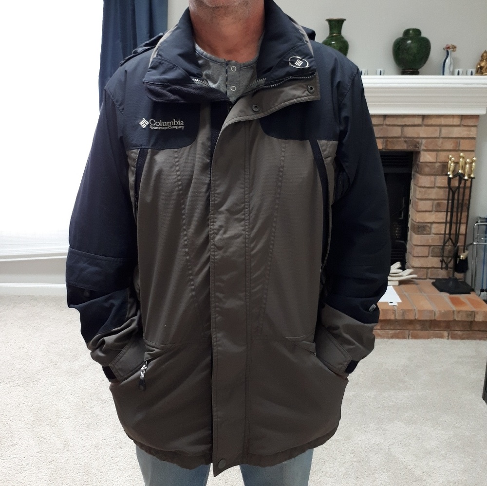 Columbia sportwear outdoor man jacket.